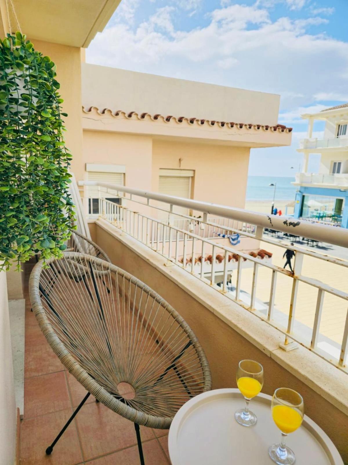 El Rincon De Mar Apartment San Luis de Sabinillas Ngoại thất bức ảnh